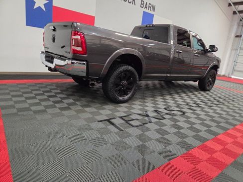 Used 2019 RAM 3500 Laramie AWD/4WD image 17