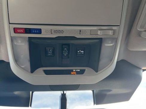 Used 2022 Subaru Forester Premium w/ Popular Package #1 image 50