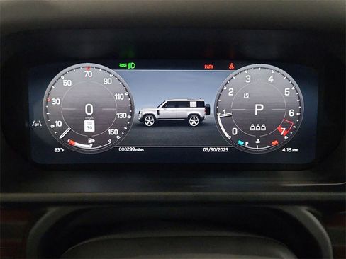 Used 2025 Land Rover Defender 110 X-Dynamic SE image 20
