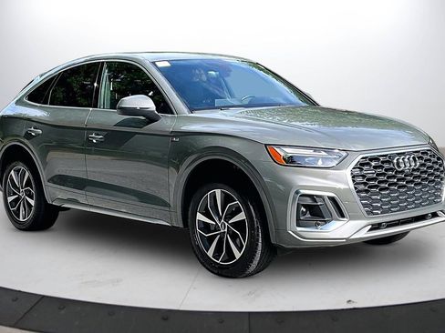 Used 2023 Audi Q5 2.0T Premium Plus w/ Premium Plus Package AWD/4WD image 2