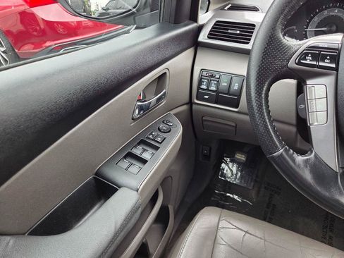 Used 2014 Honda Odyssey EX-L image 31