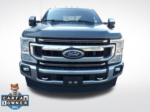 Used 2022 Ford F350 XLT w/ XLT Premium Package AWD/4WD image 4