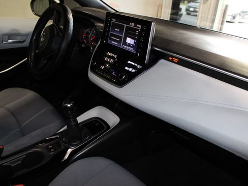 Used 2020 Toyota Corolla SE FWD image 30