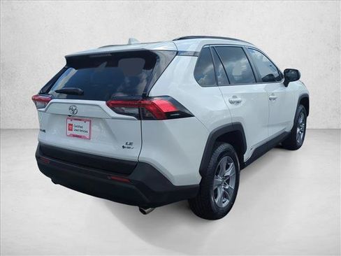 Certified 2025 Toyota RAV4 LE AWD/4WD image 5