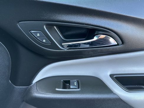 Used 2024 Chevrolet Equinox LT image 22