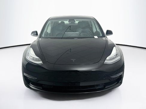 Used 2019 Tesla Model 3 Standard Range Plus RWD image 2