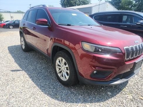 Used 2019 Jeep Cherokee Latitude w/ Popular Appearance Group AWD/4WD image 4