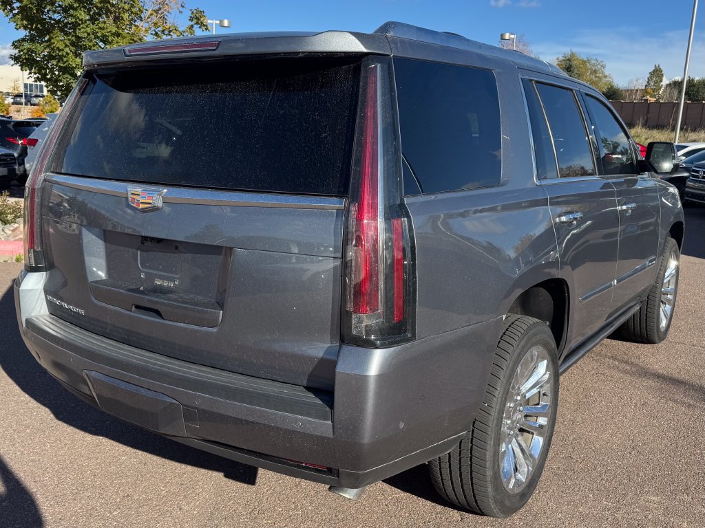 Used 2018 Cadillac Escalade Premium Luxury w/ LPO, Radiant Package AWD/4WD image 7