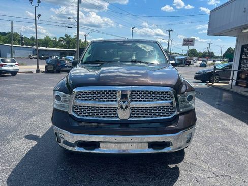 Used 2016 RAM 1500 Laramie w/ Convenience Group AWD/4WD image 2