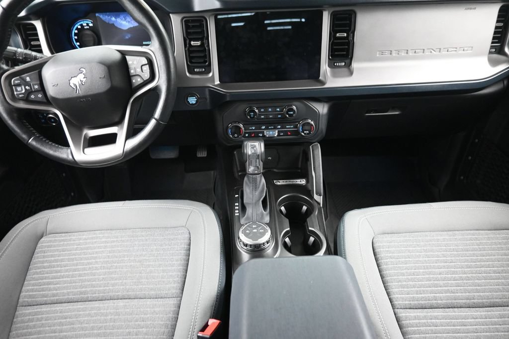 Used 2023 Ford Bronco Outer Banks AWD/4WD image 14
