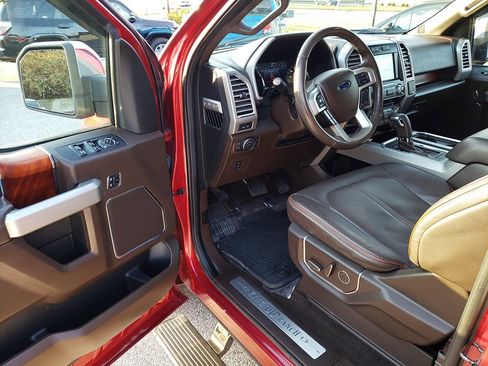 Used 2016 Ford F150 King Ranch w/ Equipment Group 601A Luxury image 9