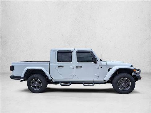 Used 2022 Jeep Gladiator Rubicon w/ LED Lighting Group AWD/4WD image 4