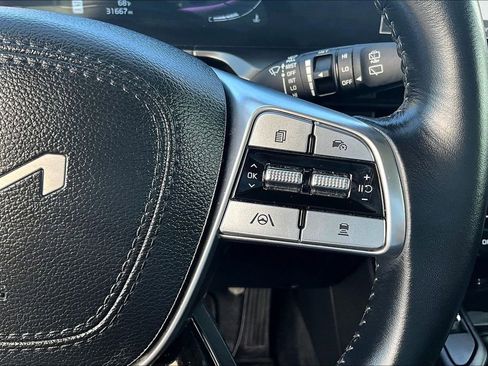Used 2025 Kia Telluride S image 13