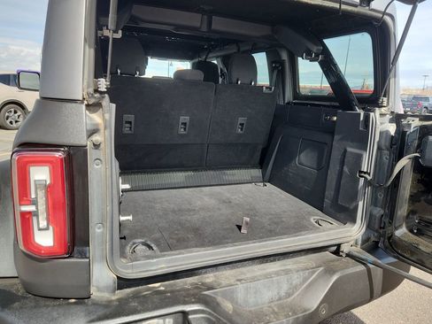 Used 2022 Ford Bronco Wildtrak image 11