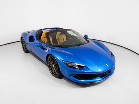 Used 2024 Ferrari 296 GTS RWD image 12