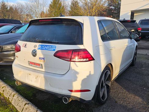 Used 2019 Volkswagen GTI SE image 2