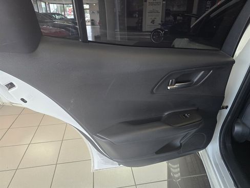 Used 2023 Toyota Prius Prime FWD image 11