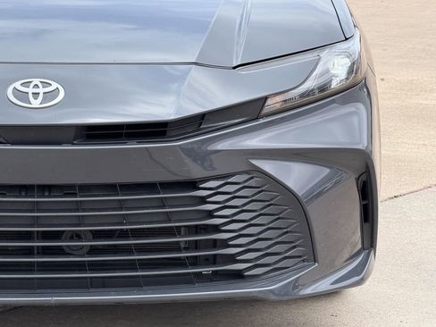 Used 2025 Toyota Camry LE FWD image 4