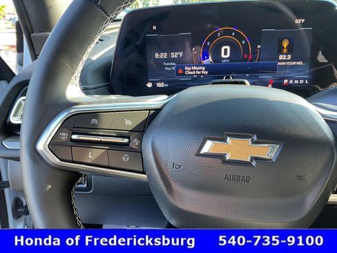 Used 2025 Chevrolet Traverse LT w/ Enhanced Driving Package FWD image 35