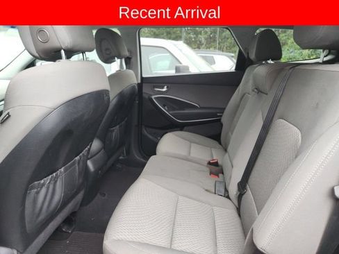 Used 2019 Hyundai Santa Fe XL SE AWD/4WD image 6