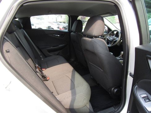 Used 2020 Chevrolet Malibu LS FWD image 24