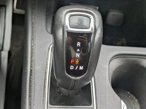 Used 2019 Cadillac XT4 Sport image 12