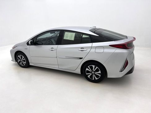 Used 2017 Toyota Prius Prime Premium image 10