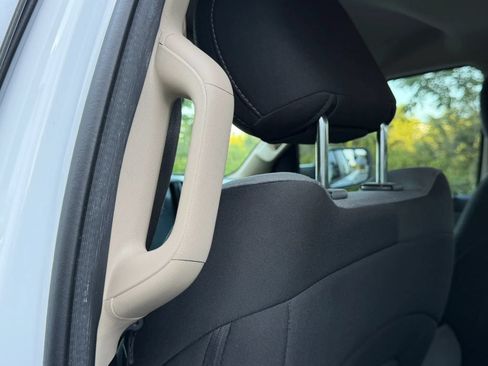 Used 2020 RAM 1500 Big Horn RWD image 39