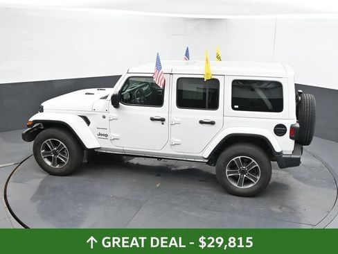 Used 2023 Jeep Wrangler Unlimited Sahara AWD/4WD image 42