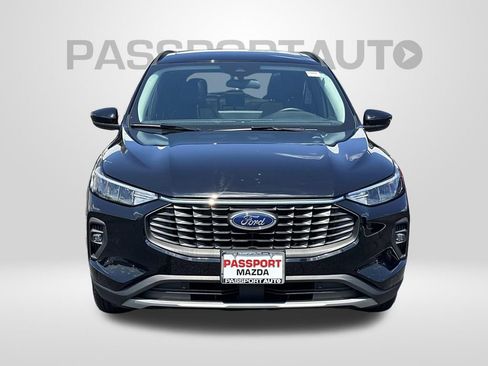 Used 2025 Ford Escape SE FWD image 7