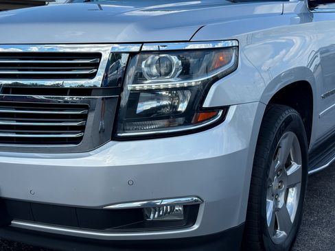 Used 2018 Chevrolet Suburban Premier AWD/4WD image 7