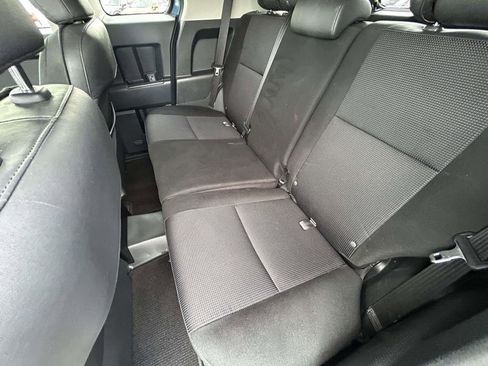 Used 2011 Toyota FJ Cruiser 4WD image 11