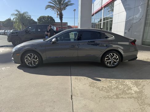 Used 2022 Hyundai Sonata SEL image 9
