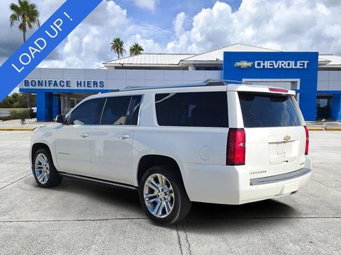 Used 2020 Chevrolet Suburban Premier w/ Premier Plus Edition AWD/4WD image 3