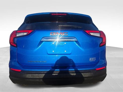 Certified 2024 GMC Terrain SLE FWD image 4