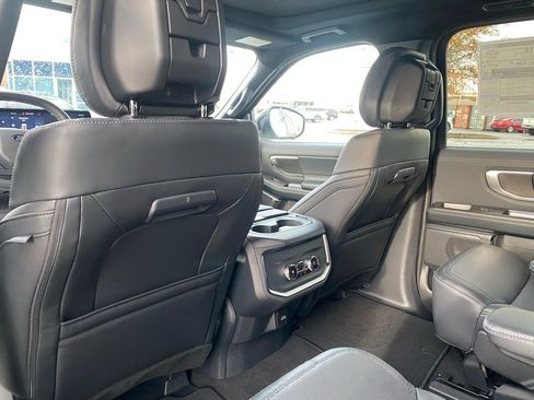 New 2026 Ford Expedition Max Platinum w/ Stealth Appearance Package image 30