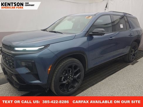 Used 2025 Chevrolet Traverse RS w/ LPO, Floor Liner Package image 1