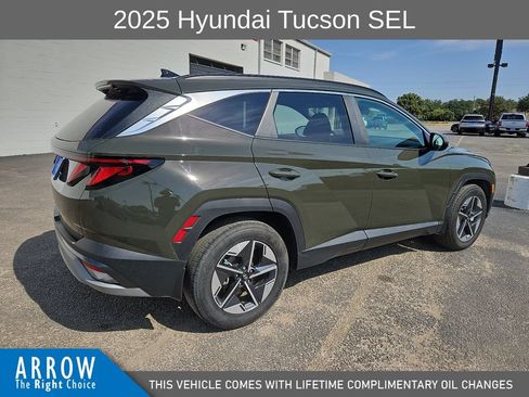 Used 2025 Hyundai Tucson SEL FWD image 13
