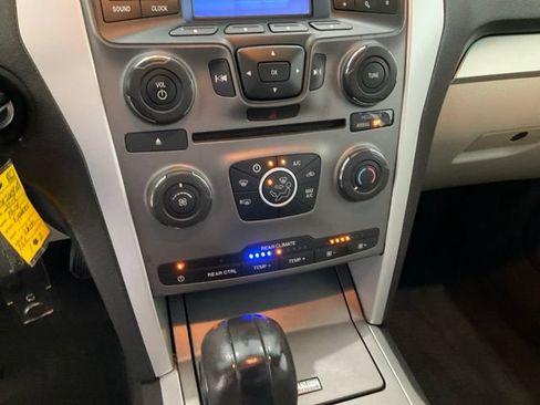 Used 2013 Ford Explorer FWD image 12