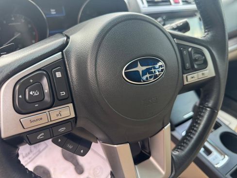 Used 2016 Subaru Outback 2.5i Limited AWD/4WD image 19