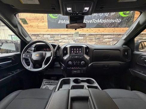 Used 2022 Chevrolet Silverado 1500 Custom w/ LPO, Dark Essentials Package AWD/4WD image 18