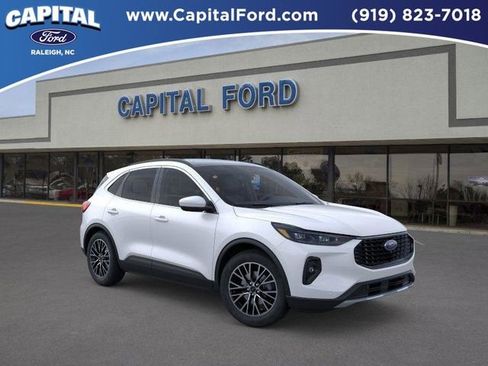 New 2025 Ford Escape SE w/ PHEV Premium Package image 7