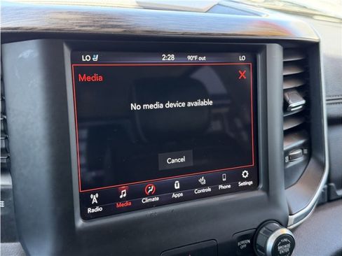 Used 2020 RAM 1500 Laramie RWD image 45