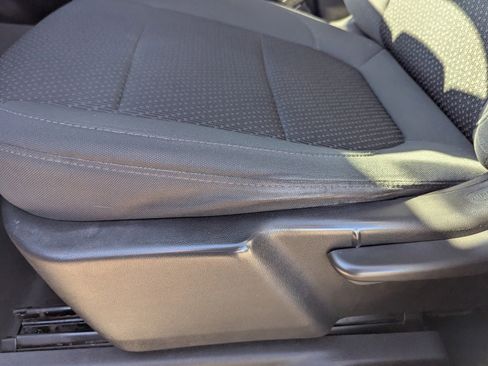 Certified 2022 Chevrolet Silverado 1500 Custom image 11