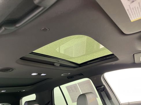 Certified 2023 Chevrolet Traverse High Country w/ LPO, Floor Liner Package image 5