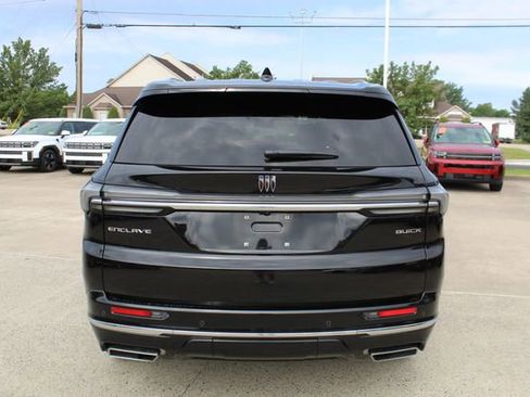 Used 2025 Buick Enclave Avenir w/ Trailering Package, 5000 lbs. FWD image 4