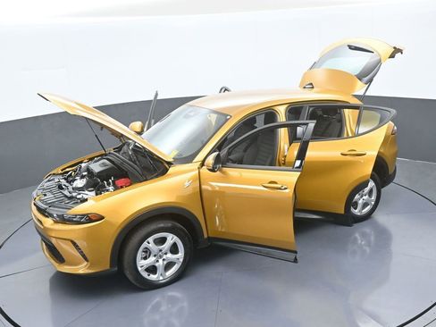 Used 2024 Dodge Hornet GT image 59