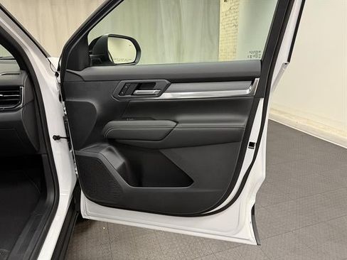New 2026 GMC Terrain Elevation w/ Elevation Premium Package AWD/4WD image 21