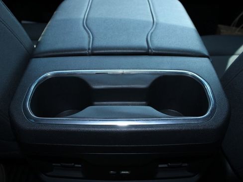 Used 2025 Chevrolet Silverado 1500 LT image 17