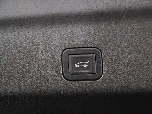 Used 2025 Chevrolet Tahoe High Country w/ Sun And Tow Package AWD/4WD image 36